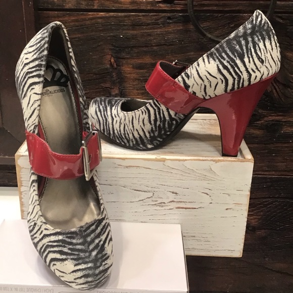 Fergalicious Celeste Patent Pump Zebra Print Leather Red High Heel Shoe SZ 7.5 - Picture 15 of 15